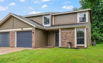 16107 W 141st Terrace in Olathe, KS - Building Photo - Building Photo