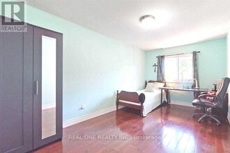 45 Dundalk Dr in Toronto, ON - Building Photo - Building Photo