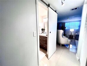 8568 NW 8th St in Miami, FL - Building Photo - Building Photo