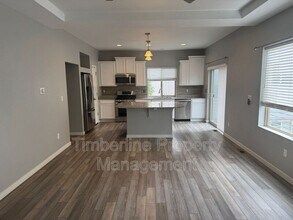 6131 Mineral Belt Dr in Colorado Springs, CO - Building Photo - Building Photo