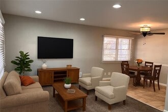 2047 Panstone Ct SW in Marietta, GA - Building Photo - Building Photo