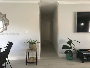 15563 SW 107th Pl in Miami, FL - Building Photo - Building Photo