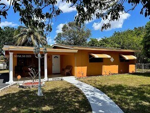 1536 NW 15th Ave in Fort Lauderdale, FL - Building Photo - Building Photo