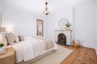 145 Halladay St in Jersey City, NJ - Foto de edificio - Building Photo