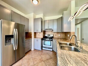 3663 E Paseo Barbara in Palm Springs, CA - Building Photo - Building Photo