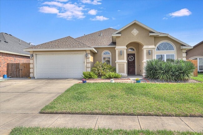 property at 7522 S Lake Dr