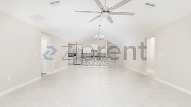 5721 SW 92nd Pl in Ocala, FL - Building Photo - Building Photo