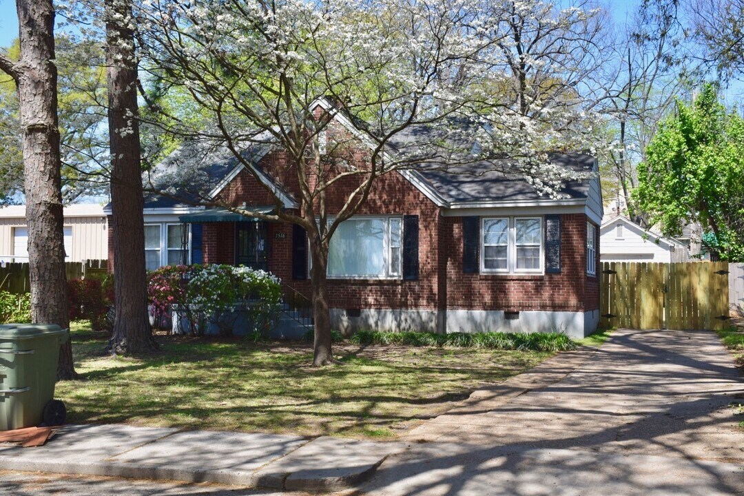3516 Carnes Ave in Memphis, TN - Foto de edificio