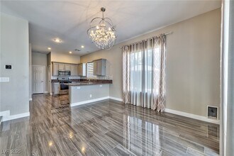 10260 Cherry Brook St in Las Vegas, NV - Building Photo - Building Photo