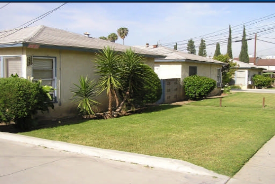 619-625 W D St in Ontario, CA - Building Photo - Building Photo