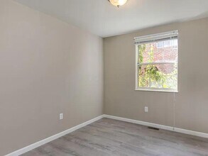 86 W 8th Ave in Columbus, OH - Building Photo - Building Photo