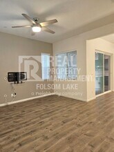 4407 Adriatic Sea Way in Sacramento, CA - Building Photo - Building Photo