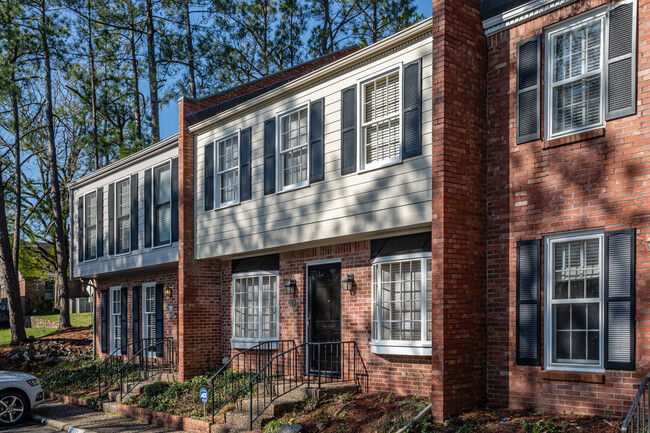 2805 Foxcroft in Little Rock, AR - Foto de edificio - Building Photo