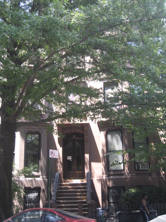 148 6th Ave in Brooklyn, NY - Building Photo