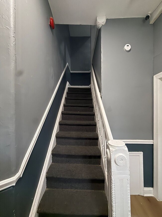 property at 4618 Wayne Ave