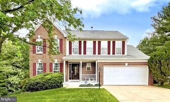 4702 Pearson Dr in Woodbridge, VA - Building Photo