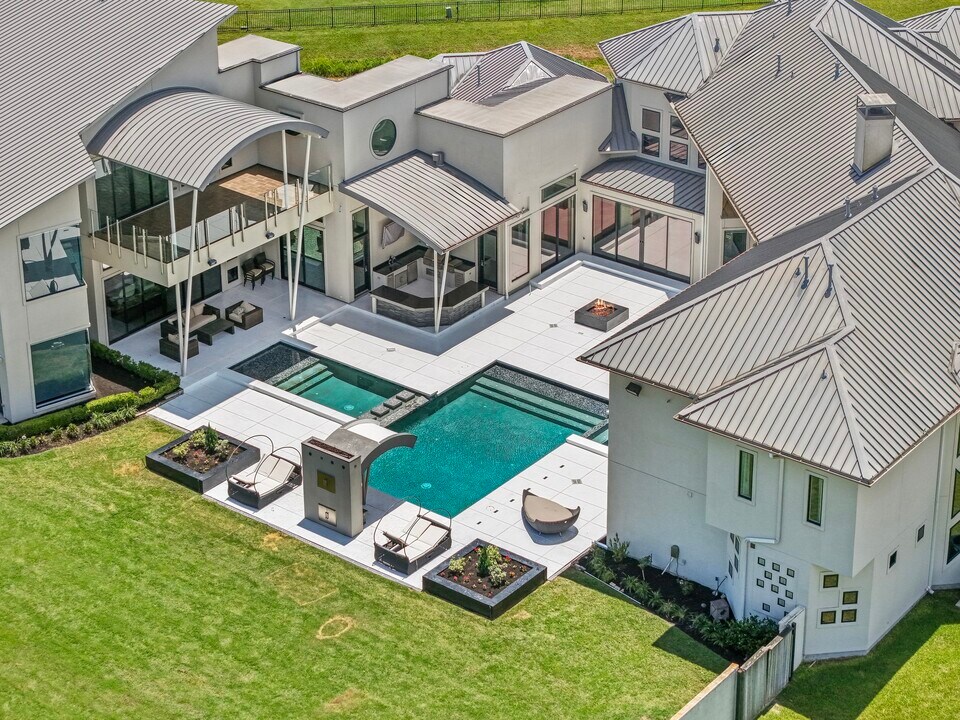 4043 Maranatha Dr in Sugar Land, TX - Foto de edificio