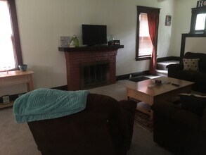 4208 Verne Ave in Cincinnati, OH - Foto de edificio - Building Photo