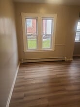 93 Maple Ave in Hartford, CT - Building Photo - Building Photo