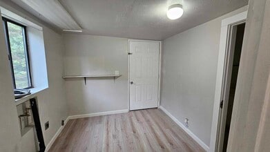 1047 Wharf St, Unit 1047 Wharf St in Brookings, OR - Building Photo - Building Photo