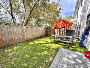 2434 SW 145th Ave in Miami, FL - Building Photo - Building Photo