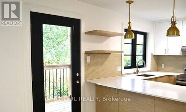 503 Athlone Ave in Ottawa, ON - Building Photo - Building Photo