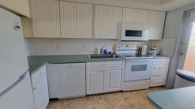 property at 4500 N Federal Hwy