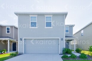 8696 SW 44th Ct in Ocala, FL - Building Photo