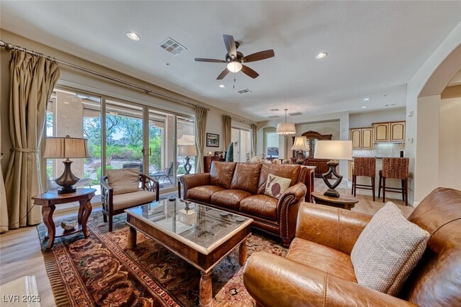 65 Luce Del Sole in Henderson, NV - Building Photo - Building Photo