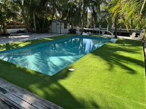 7960 Hawthorne Ave in Miami Beach, FL - Building Photo - Building Photo