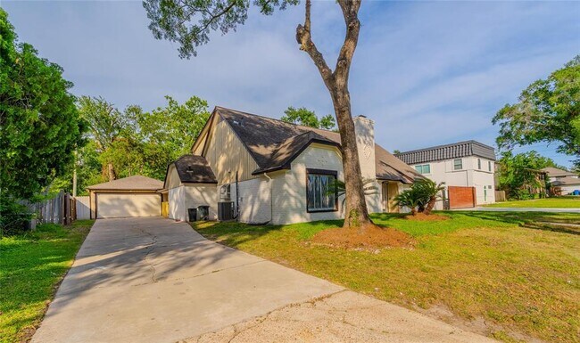 19314 Enchanted Oaks Dr in Spring, TX - Building Photo - Building Photo