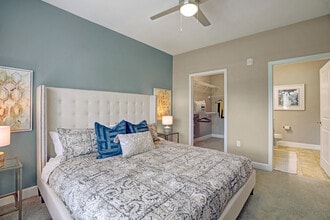 Ascent at Mallard Creek Apartments in Charlotte, NC - Building Photo - Building Photo