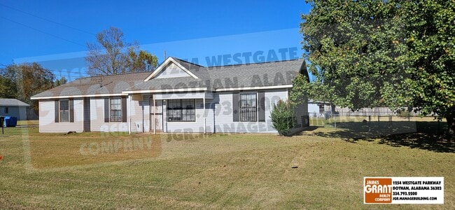 property at 3178 Denton Rd