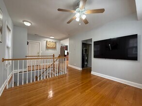 2611 W Rosemont Ave in Chicago, IL - Building Photo - Building Photo