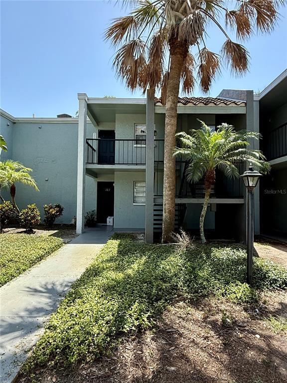 property at 2886 Somerset Park Dr