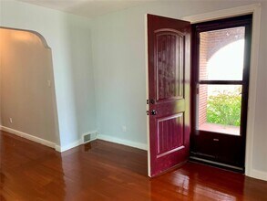 14 S Willis Ave in Endicott, NY - Building Photo - Building Photo