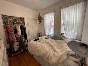 53 Phillips St, Unit 11 in Boston, MA - Building Photo - Building Photo