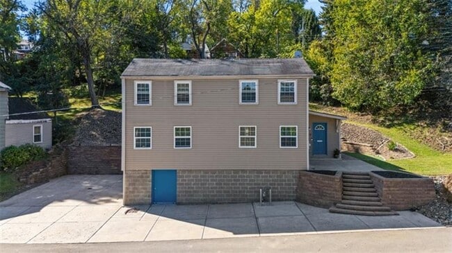 property at 418 Laughlin Ave