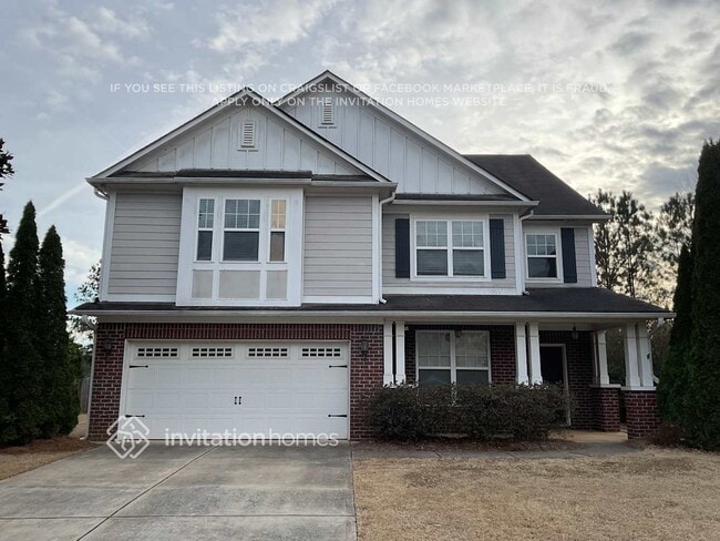 property at 404 N Hampton Trail