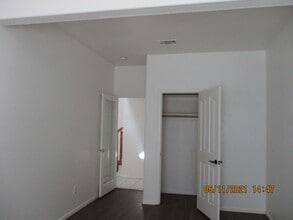 7508 Sutters Mill St in Bakersfield, CA - Building Photo - Building Photo