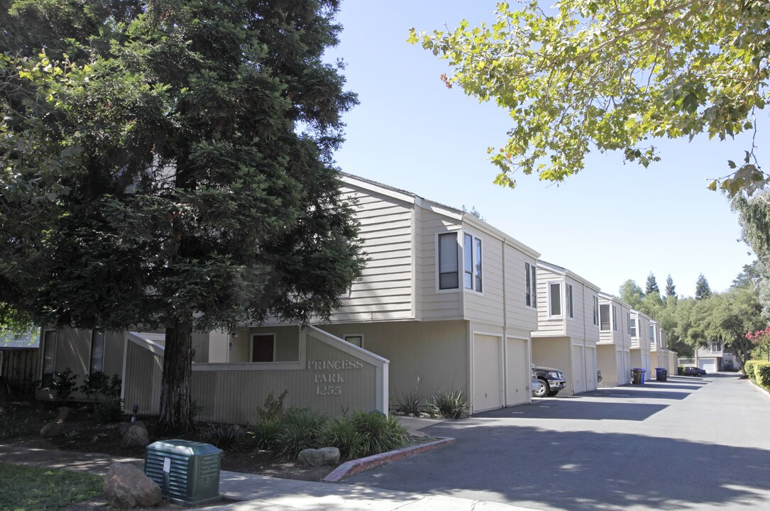 Princess Park in Concord, CA - Building Photo