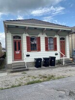 704 Pauline St, Unit 704