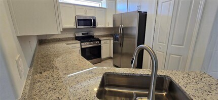 15822 Sunny Day Dr in Bradenton, FL - Building Photo - Building Photo