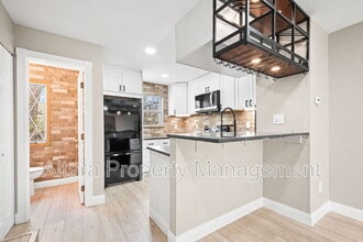 2578 E Nichols Cir in Centennial, CO - Building Photo - Building Photo