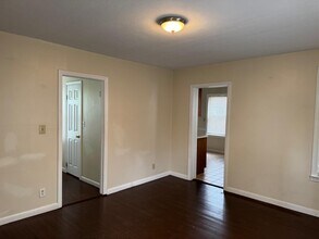 14 Court St, Unit 1 in West Haven, CT - Building Photo - Building Photo