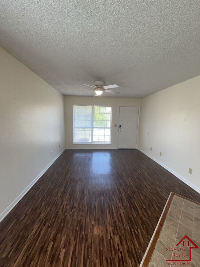 443 Oriole Dr in McMinnville, TN - Building Photo - Building Photo