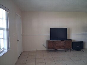 4744 Azalea Dr in New Port Richey, FL - Building Photo - Building Photo