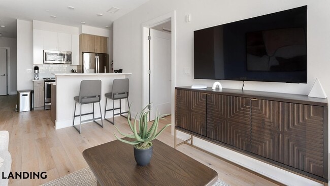 5508 7th St NW, Unit 303 in Washington, DC - Building Photo - Building Photo