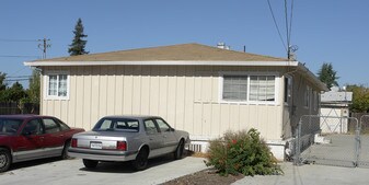 1126 Armstrong in Hayward, CA - Building Photo
