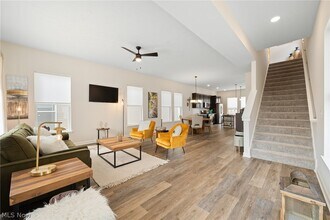 2250 E 100th St in Cleveland, OH - Building Photo - Building Photo